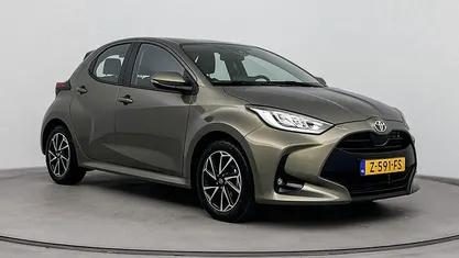 Groen Gebruikt 2024 Toyota Yaris Hatchback | € 21.999 (Eerlijke prijs)