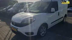 Wit Gebruikt 2017 Fiat Doblò MPV | € 4.499 (Eerlijke prijs)