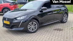 Zwart Gebruikt 2023 Peugeot e-208 Style Hatchback | € 18.440 (Super prijs)