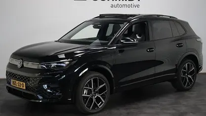 Zwart Nieuw 2025 VW Tiguan R-line Edition SUV | € 57.995 (Eerlijke prijs)