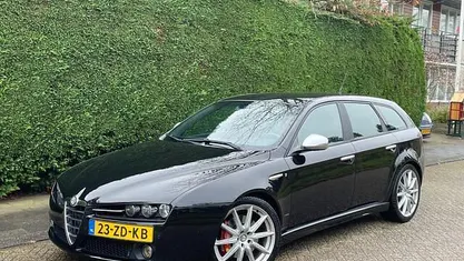 Zwart Gebruikt 2008 Alfa Romeo 159 Super Stationwagen | € 3.500 (Eerlijke prijs)