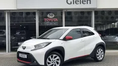 Wit Gebruikt 2022 Toyota Aygo Hatchback | € 16.900 (Eerlijke prijs)
