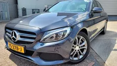 Grijs, metallic lak Gebruikt 2015 Mercedes C200 Prestige Sedan | € 16.999 (Goede deal)
