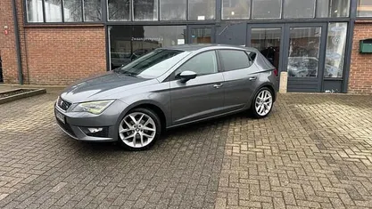 Occasion 2014 Seat Leon FR Hatchback | € 10.450 (Eerlijke prijs)