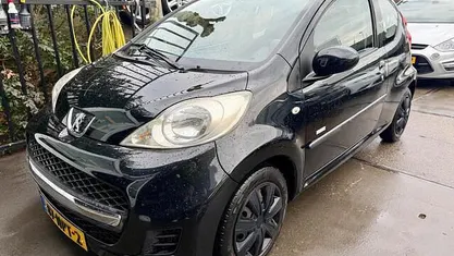 Occasion 2010 Peugeot 107 Hatchback | € 2.500 (Eerlijke prijs)