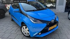 Blauw Gebruikt 2016 Toyota Aygo X-play Hatchback | € 7.950 (Eerlijke prijs)