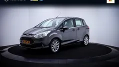 Grijs, metallic lak Gebruikt 2017 Ford B-MAX Titanium MPV | € 9.950 (Eerlijke prijs)