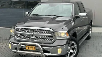 Grijs Gebruikt 2014 Dodge Ram Pickup | € 29.950 (Eerlijke prijs)