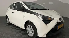 Wit Gebruikt 2018 Toyota Aygo Hatchback | € 8.490 (Goede deal)