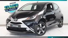 Gebruikt 2015 Toyota Aygo X-clusiv Hatchback | € 12.740 (Eerlijke prijs)