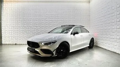 Wit Occasion 2019 Mercedes CLA200 AMG Sedan | € 27.999 (Eerlijke prijs)