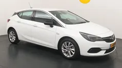 Wit Gebruikt 2021 Opel Astra Elegance Hatchback | € 13.899 (Eerlijke prijs)