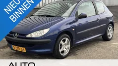 Gebruikt 2005 Peugeot 206 Hatchback | € 945 (Eerlijke prijs)