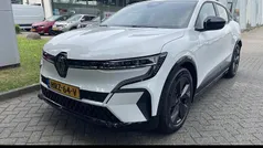 Wit Gebruikt 2025 Renault Megane E-Tech Evolution Hatchback | € 29.780 (Eerlijke prijs)
