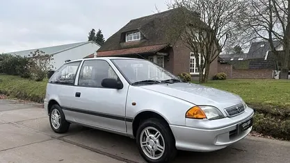 Occasion Suzuki Swift 53 PK (38 kW) 2002 Hatchback