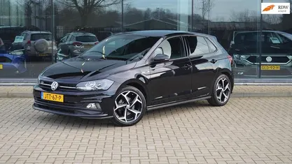 Zwart Occasion 2026 VW Polo Highline Hatchback | € 18.645 (Super prijs)