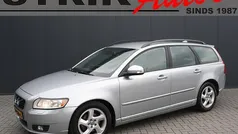 Grijs Gebruikt 2011 Volvo V50 Kinetic Stationwagen | € 5.695 (Eerlijke prijs)