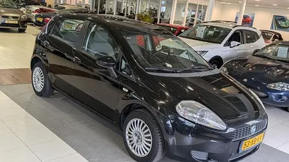 Occasion 2007 Fiat Grande Punto Dynamic Hatchback | € 3.444 (Eerlijke prijs)