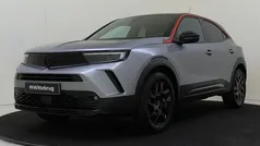 Grijs Gebruikt 2023 Opel Mokka GS Line SUV | € 21.925 (Eerlijke prijs)