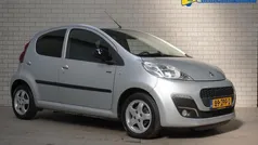 Grijs Gebruikt 2013 Peugeot 107 Sportium Hatchback | € 4.950 (Eerlijke prijs)