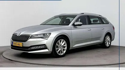 Gebruikt 2020 Skoda Superb Business Line Stationwagen | € 22.900 (Eerlijke prijs)