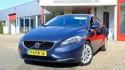 Occasion Volvo V40 Momentum 150 PK (110 kW) 2013 Hatchback