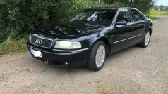 Zwart Gebruikt 2001 Audi A8 Sedan | € 14.999