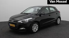 Zwart Gebruikt 2018 Hyundai i20 Comfort Hatchback | € 12.440 (Eerlijke prijs)