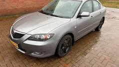 Grijs Gebruikt 2005 Mazda 3 Sedan | € 2.000 (Eerlijke prijs)