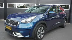 Blauw Gebruikt 2018 Kia Niro SUV | € 15.500 (Goede deal)