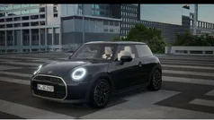 Gebruikt 2024 Mini Cooper Favoured Hatchback | € 42.250 (Eerlijke prijs)