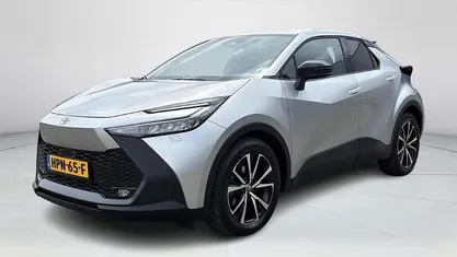 Occasion 2024 Toyota C-HR SUV | € 31.945 (Eerlijke prijs)