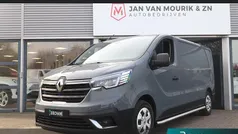 Grijs Gebruikt 2022 Renault Trafic Van | € 19.357 (Eerlijke prijs)