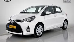 Gebruikt 2016 Toyota Yaris Hybrid Limited Hatchback | € 13.750 (Eerlijke prijs)