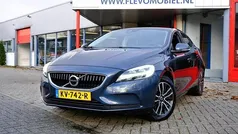 Gebruikt 2016 Volvo V40 Hatchback | € 11.950 (Eerlijke prijs)