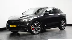 Grijs Gebruikt 2022 Ford Mustang Mach-E SUV | € 34.895 (Eerlijke prijs)