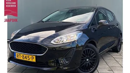 Zwart Gebruikt 2018 Ford Fiesta Trend Hatchback | € 7.799 (Eerlijke prijs)
