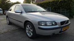 Grijs, metallic lak Gebruikt 2001 Volvo S60 Sedan | € 1.499 (Eerlijke prijs)