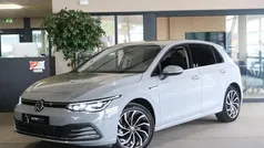 Gebruikt 2020 VW Golf VII Style Hatchback | € 24.450 (Eerlijke prijs)