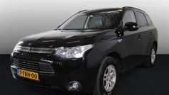 Zwart Gebruikt 2014 Mitsubishi Outlander SUV | € 15.945 (Eerlijke prijs)