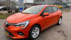 Oranje, metallic lak Gebruikt 2021 Renault Clio V Business Hatchback | € 16.450 (Super prijs)