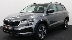 Grijs Gebruikt 2023 Skoda Karoq Business Line SUV | € 32.950 (Goede deal)