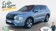 Gebruikt 2025 Mitsubishi Outlander P-HEV Instyle SUV | € 60.740 (Eerlijke prijs)