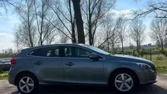 Gebruikt 2014 Volvo V40 Business Edition Stationwagen | € 5.699 (Eerlijke prijs)