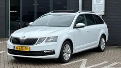 Wit Gebruikt 2020 Skoda Octavia Business Line Stationwagen | € 14.995 (Eerlijke prijs)