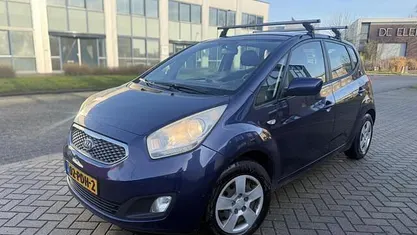 Occasion 2011 Kia Venga Hatchback | € 3.699 (Eerlijke prijs)