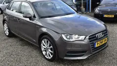 Grijs Gebruikt 2014 Audi A3 Sportback g-tron Attraction Sedan | € 11.650 (Eerlijke prijs)