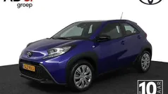 Blauw Gebruikt 2024 Toyota Aygo Play Hatchback | € 18.450 (Eerlijke prijs)
