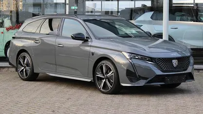Gebruikt 2025 Peugeot 308 SW GT Stationwagen | € 34.990 (Eerlijke prijs)