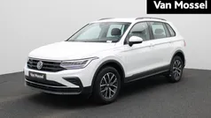 Gebruikt 2021 VW Tiguan Life SUV | € 32.900 (Eerlijke prijs)